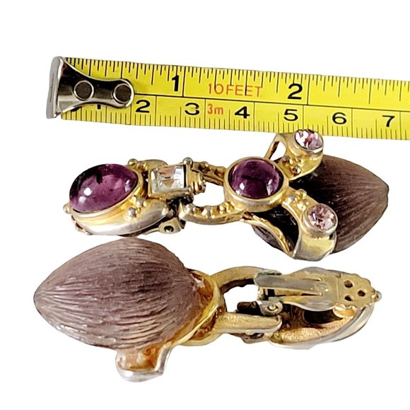 Vintage Designer Unsigned Etruscan Molded Lucite Heart Earrings (A369) - Picture 4 of 4